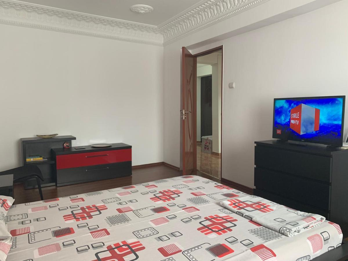 Center Apartment กาลาจิ ภายนอก รูปภาพ